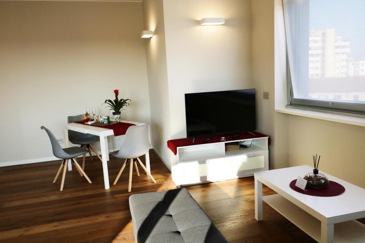 Apartahotel Isola 2*
